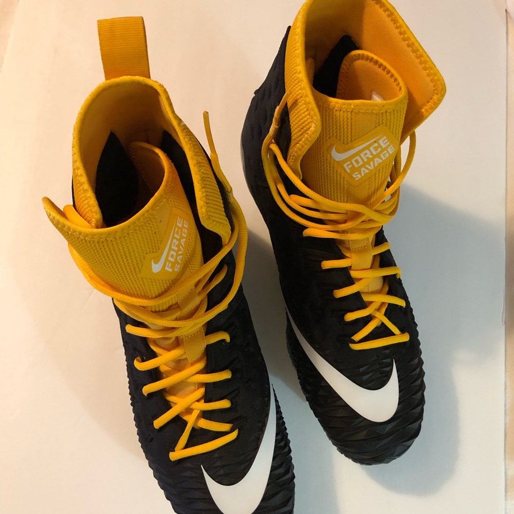 New Nike Force Savage Football Cleats Size 13